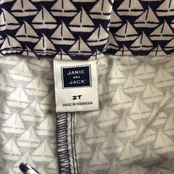 {Janie and Jack} Navy Sailboat Shorts & Tank, 2T - Picture 6 of 8